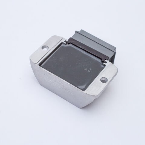 VOLTAJ REGULATÖRÜ (AYDINLATMA 2 ÇIKIŞ)-(ORJ)